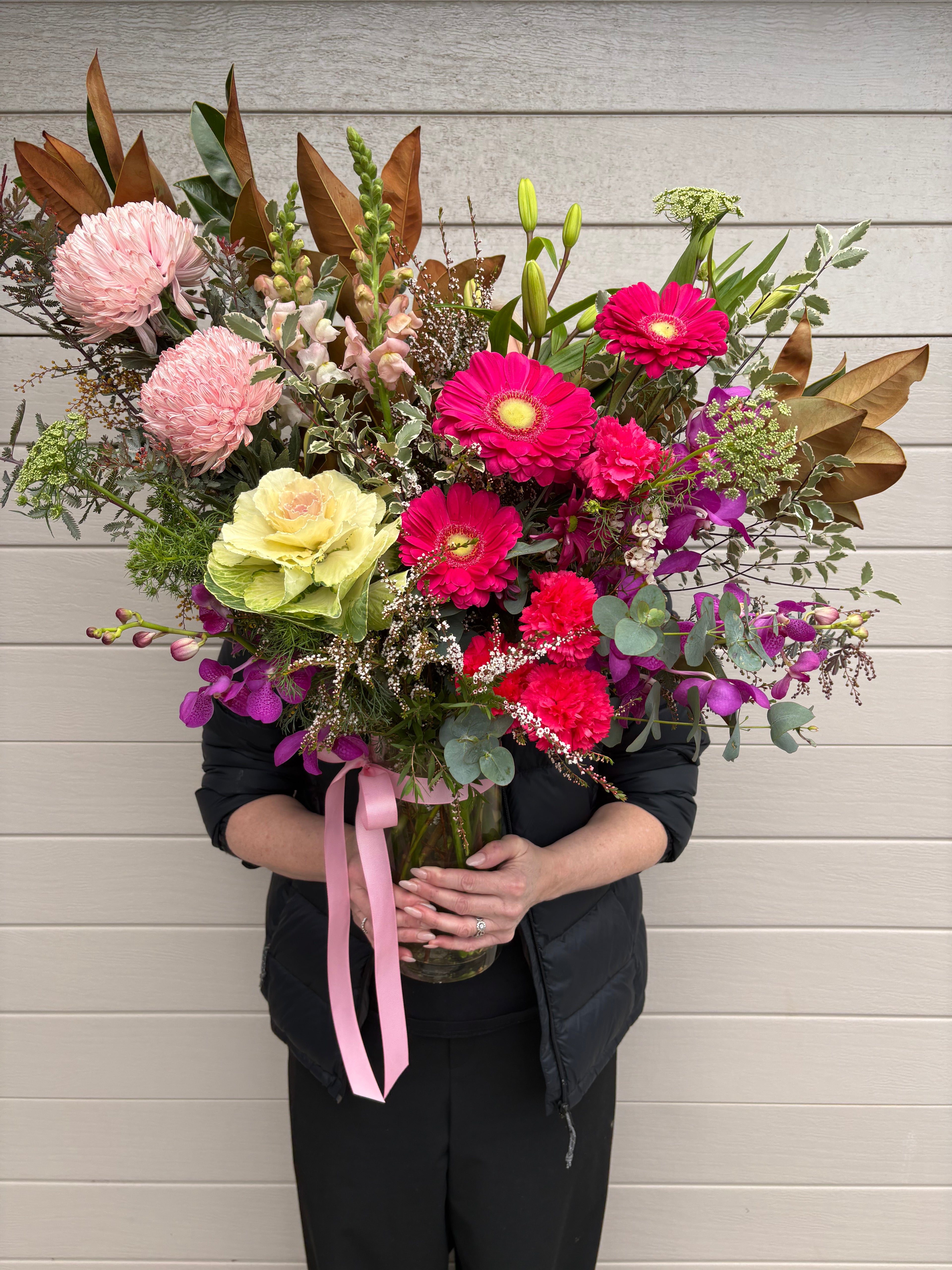 Maureen vase arrangement